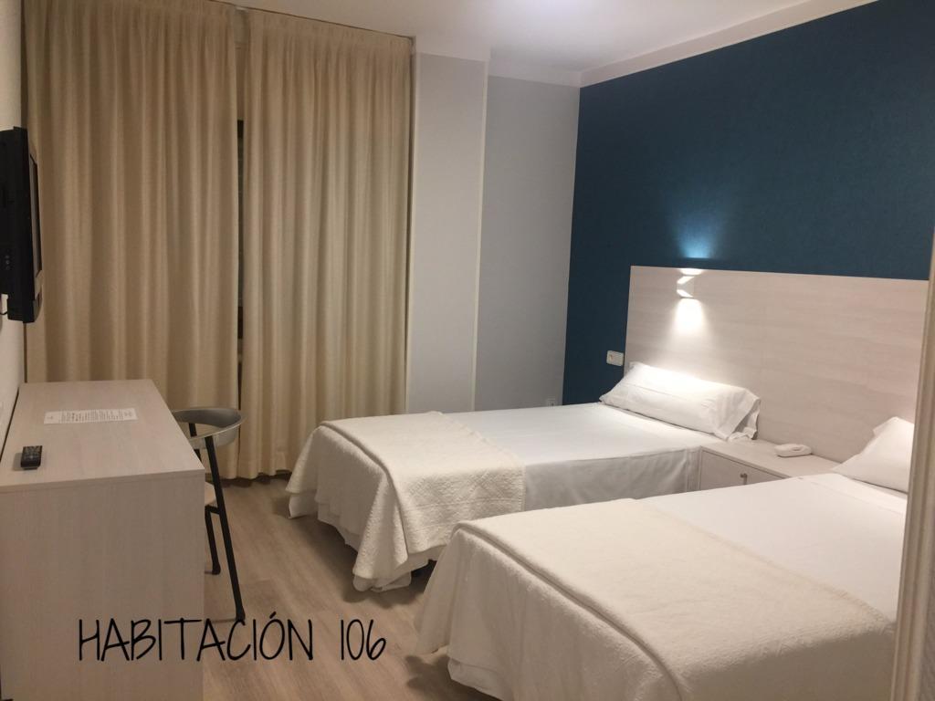 Hostal Vista Alegre カストロ・ウルディアレス エクステリア 写真