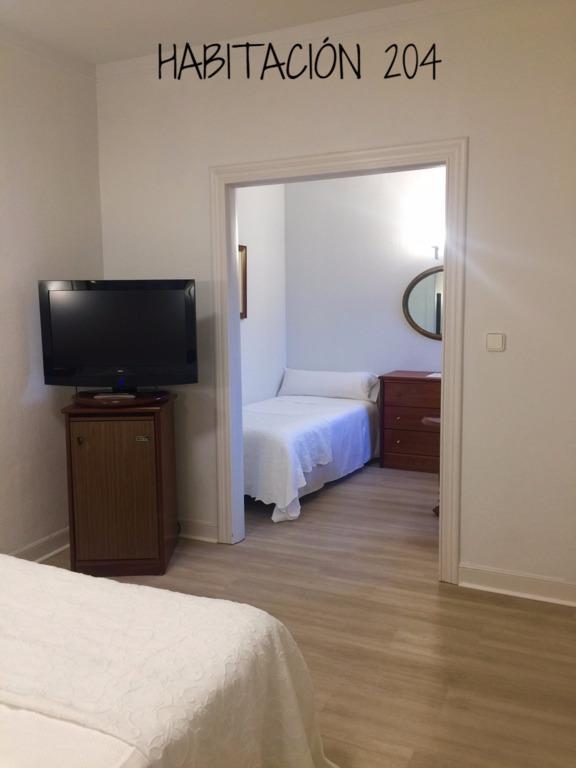 Hostal Vista Alegre カストロ・ウルディアレス エクステリア 写真